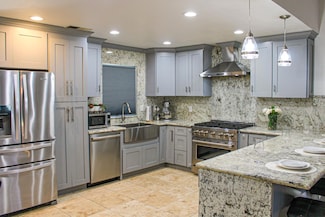 3694 W Robinson Ave, Fresno, CA 93722