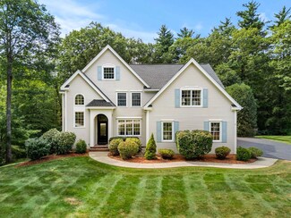 53 Essex Rd, Bedford, NH 03110