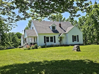 7760 Squirrel Spur Rd, Meadows of Dan, VA 24120