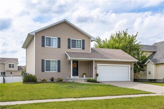 2070 SE Florence Dr, Waukee, IA 50263