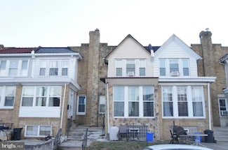 748 Herkness St, Philadelphia, PA 19124