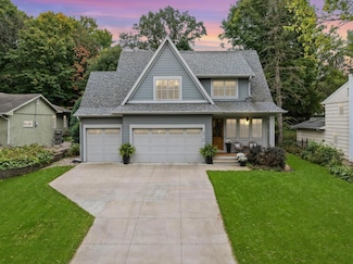 18925 Easton Rd, Wayzata, MN 55391