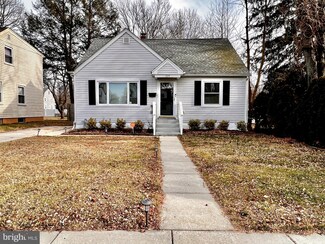 129 W Linden Ave, Lindenwold, NJ 08021