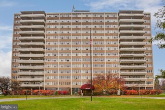 1108 Barclay Towers, Cherry Hill, NJ 08034