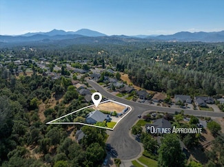 4330 Rising Mist Cir, Redding, CA 96001