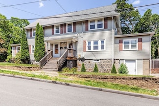 33 Argyle Rd, Braintree, MA 02184