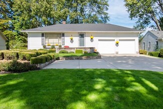 2853 Reeves Rd NE, Warren, OH 44483