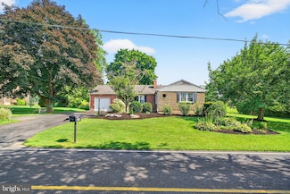 4164 Hecktown Rd, Bethlehem, PA 18020