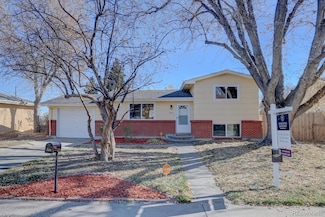 320 S Simms St, Lakewood, CO 80228