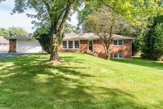 1416 W E Ave, Kalamazoo, MI 49009