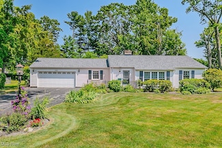 7935 Brentwood Rd, Mentor, OH 44060