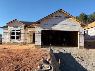 3077 Banter Dr, Graniteville, SC 29829