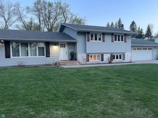 407 2nd Ave W, Lisbon, ND 58054