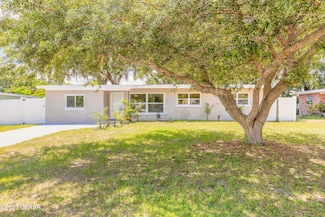 118 N Sunland Dr, Sanford, FL 32773