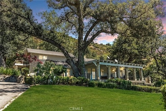 2289 Hermitage Rd, Ojai, CA 93023