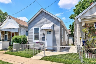 704 W 35th St, Covington, KY 41015