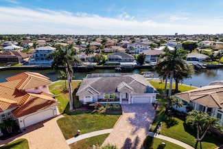 196 Richmond Ct, Marco Island, FL 34145