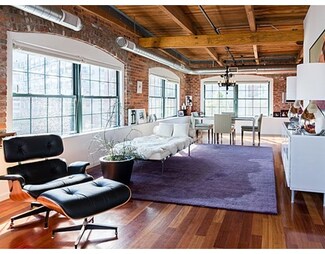 210 Broadway Unit 401, Everett, MA 02149