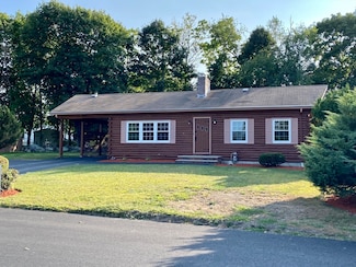 131 Cheryl Ln, Somerset, MA 02726