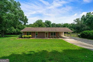 81 Laurie Ct, Hiram, GA 30141