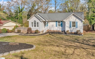 16 Laurel Dr, Taylors, SC 29687