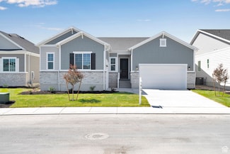 273 E Polaris Dr Unit 103, Saratoga Springs, UT 84045