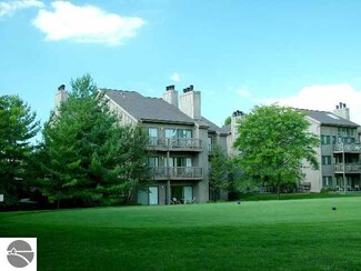 5558 Golfview Ct Unit 43, Williamsburg, MI 49690