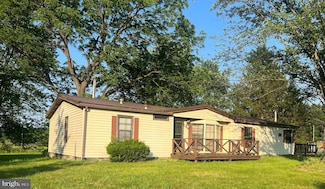 3064 Berry Ridge Rd, East Waterford, PA 17021