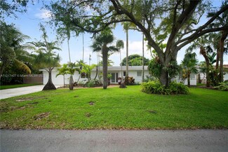 9715 SW 73rd Ave, Miami, FL 33156