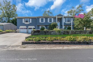 613 Beechmont St, Toms River, NJ 08757