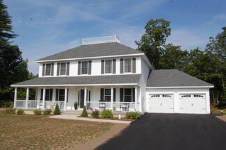 2 Theodore Dr, Merrimack, NH 03054