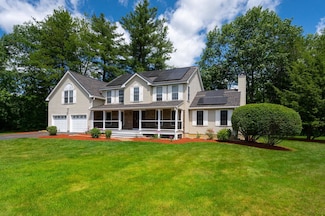 19 Farmington Dr, Hudson, NH 03051
