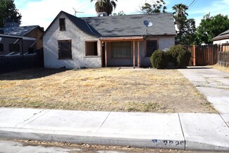 2226 Buena Vista St, Bakersfield, CA 93304