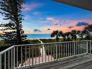 409 Casey Key Rd, Nokomis, FL 34275