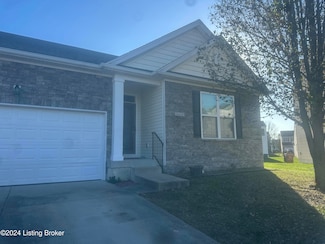 5435 Bannon Crossings Dr, Louisville, KY 40218