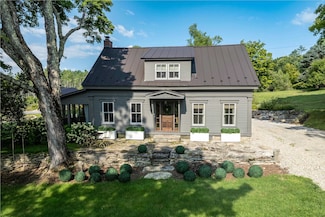 1303 Goodaleville Rd, South Londonderry, VT 05155