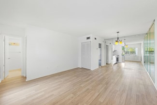 7360 NW 1st St Unit 205, Margate, FL 33063