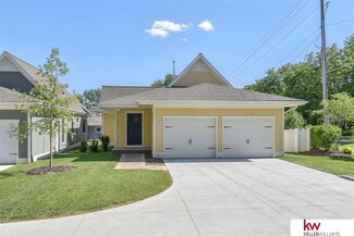 9533 W Center Rd, Omaha, NE 68124