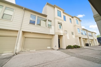 918 Lester St, Houston, TX 77007