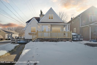 1722 Illinois Ave, Lansing, MI 48906