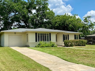 917 Ivy Ln, San Antonio, TX 78209