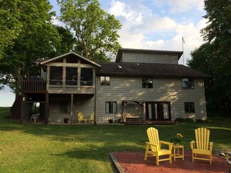 5908 E 700 S, Hamilton, IN 46742