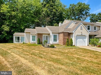 1381 Beechdrop Ct, Yardley, PA 19067