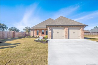 309 Faith Walk, Moss Bluff, LA 70611