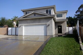526 Houston Dr, Thousand Oaks, CA 91360