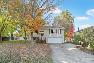 11957 Barnard St, Grand Haven, MI 49417