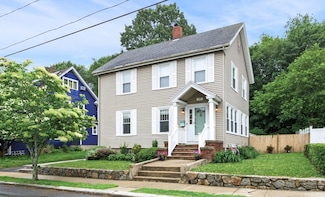 47 Moffatt Rd, Salem, MA 01970