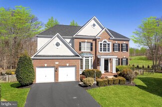 47172 Middle Bluff Place, Sterling, VA 20165