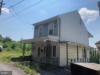 332 W Columbus St, Shenandoah, PA 17976