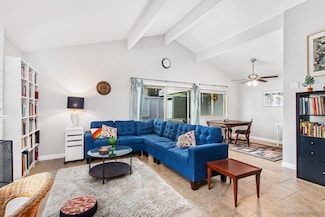 305 Fireside St, Oceanside, CA 92058